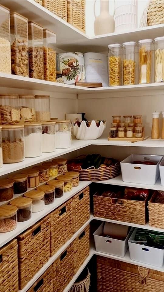 پنتری روم پنتری روم