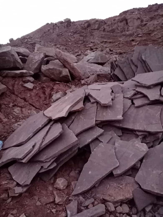 تفاوت سنگ ورقه ای و سنگ مالون: تفاوت سنگ ورقه ای و سنگ مالون: