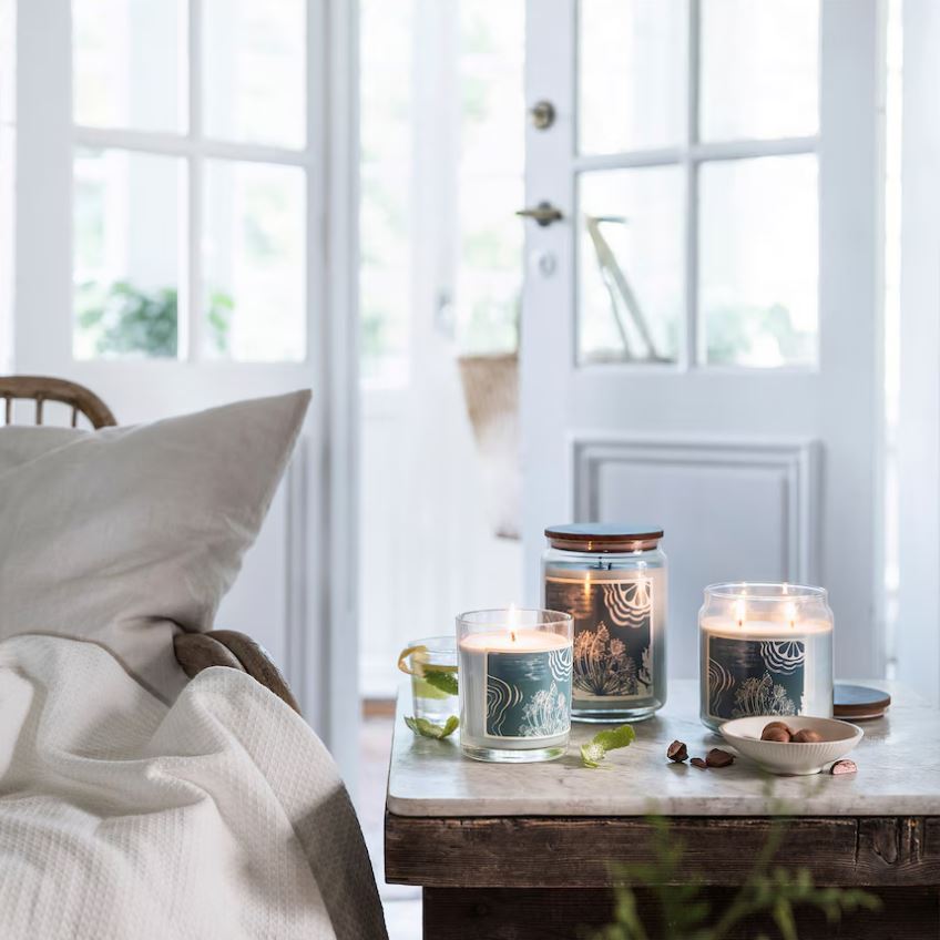 شمع در اتاق خواب شمع در اتاق خواب