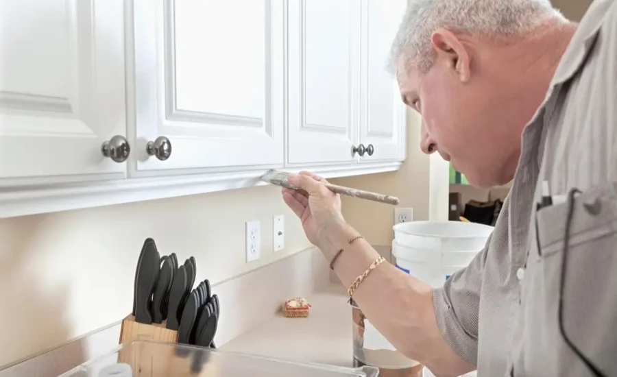 painting kitchen cabinet نحوه رنگ کردن کابینت های آشپزخانه | نقاشی کابینت فلزی و چوبی
