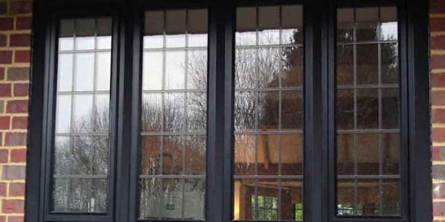 در و پنجره هافمن نسبت به رقبا 1