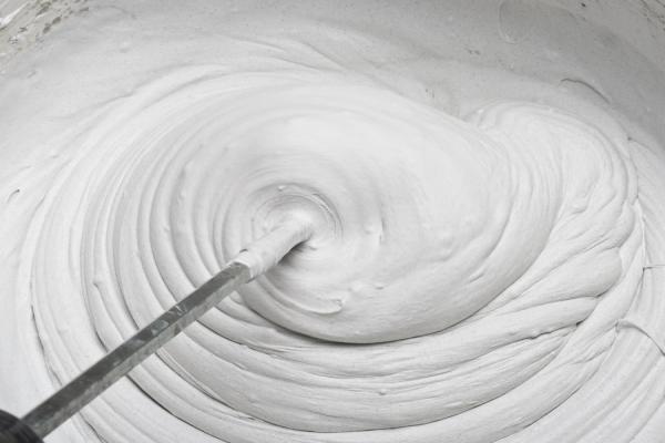 گچ پلیمری چیست انواع گچ پلیمری و کاربرد آن در صنعت ساختمان 1 گچ پلیمری چیست؟ انواع گچ پلیمری و کاربرد آن در ساختمان