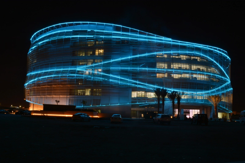 exterior lighting design building 012 اهمیت چراغ نما در طراحی بیرونی ساختمان