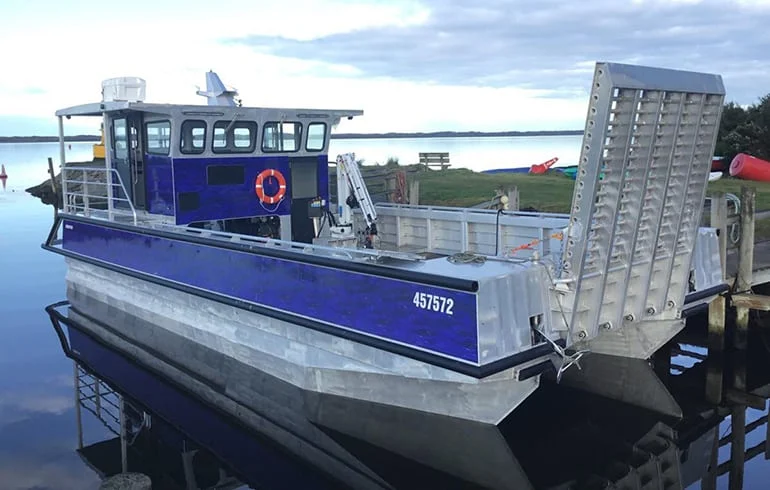 لندینگ کرافت چیست؟ انواع آن و کاربردها، ظرفیت‌ها و ویژگی‌ها (Landing Craft)