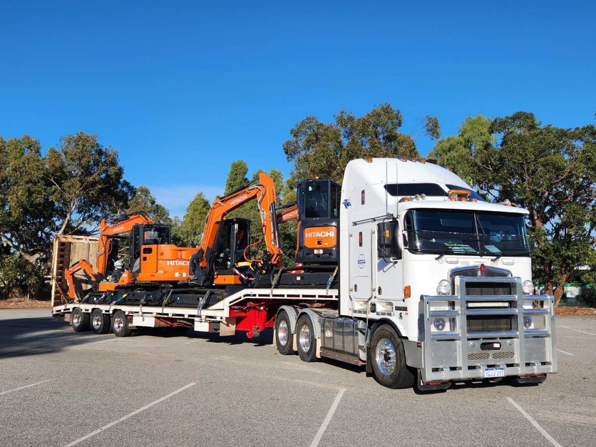 حمل ماشین آلات با تریلی حمل ماشین آلات با تریلی