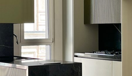 راهنمای جامع خرید ورق های گلاس؛ مقایسه تخصصی برندهای ترک، ایرانی و آلمانی