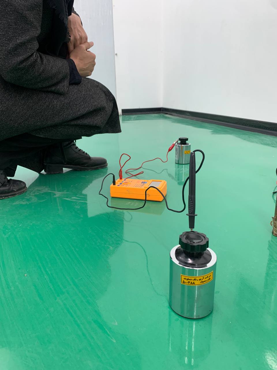 3a588fcf c4b4 4b0d b473 b6b7d3375d96 راهنمای کامل انتخاب کفپوش اپوکسی برای منزل و محل کار